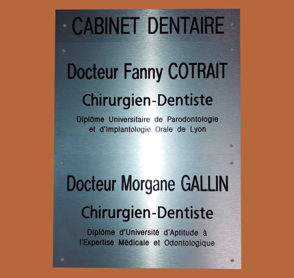 Réalisation plaque cabinet dentaire